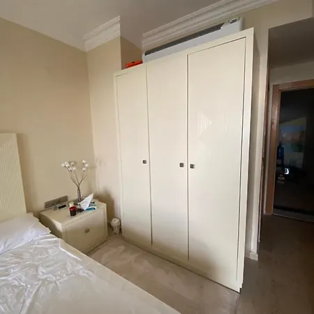 Goldcity Villa *